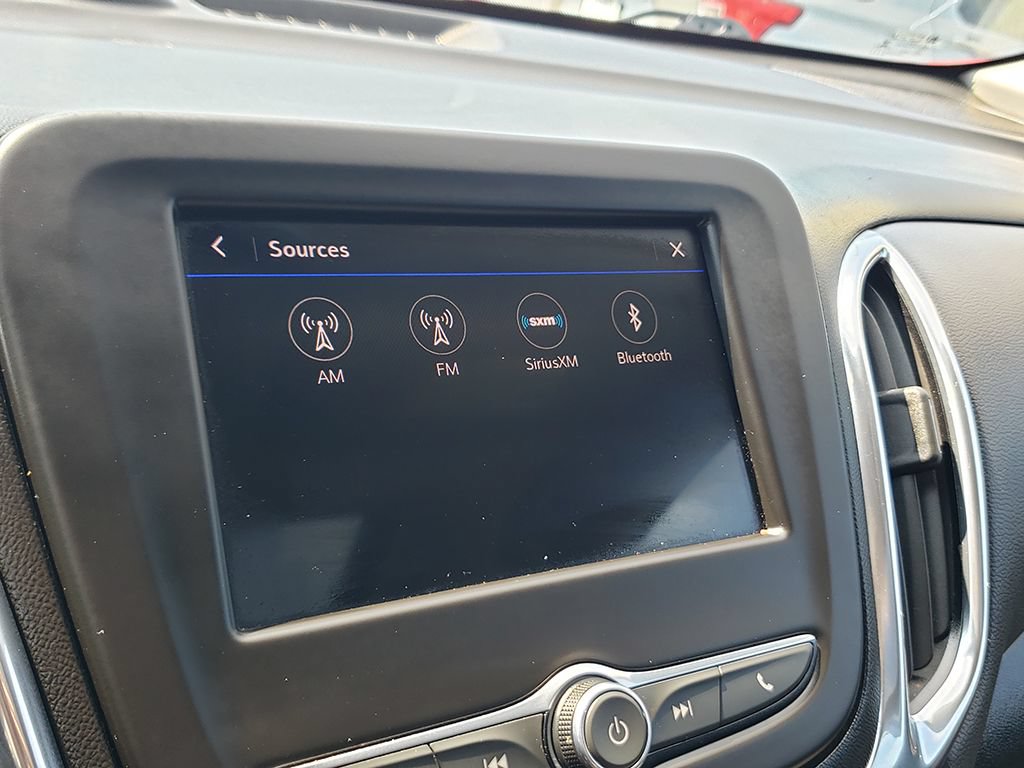 Used 2021 Chevrolet Equinox LT FWD image 23