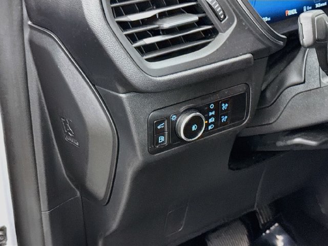 Certified 2025 Ford Escape SE w/ PHEV Premium Package FWD image 10