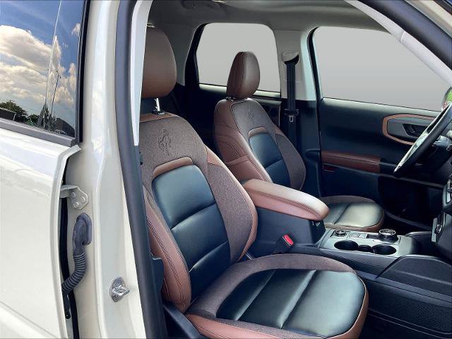 Certified 2025 Ford Bronco Sport Outer Banks w/ Outer Banks Tech Package+ AWD/4WD image 31