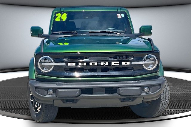 Certified 2024 Ford Bronco Outer Banks AWD/4WD image 2