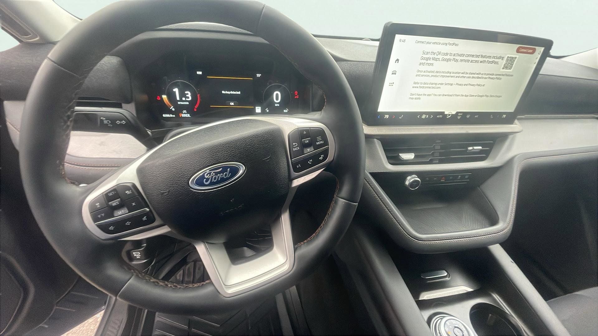 Certified 2025 Ford Explorer Active AWD/4WD image 11