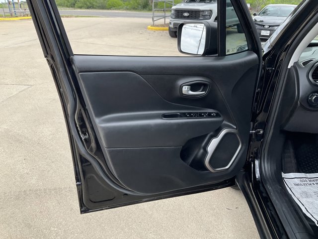 Used 2022 Jeep Renegade Sport w/ Sport Appearance Group AWD/4WD image 7
