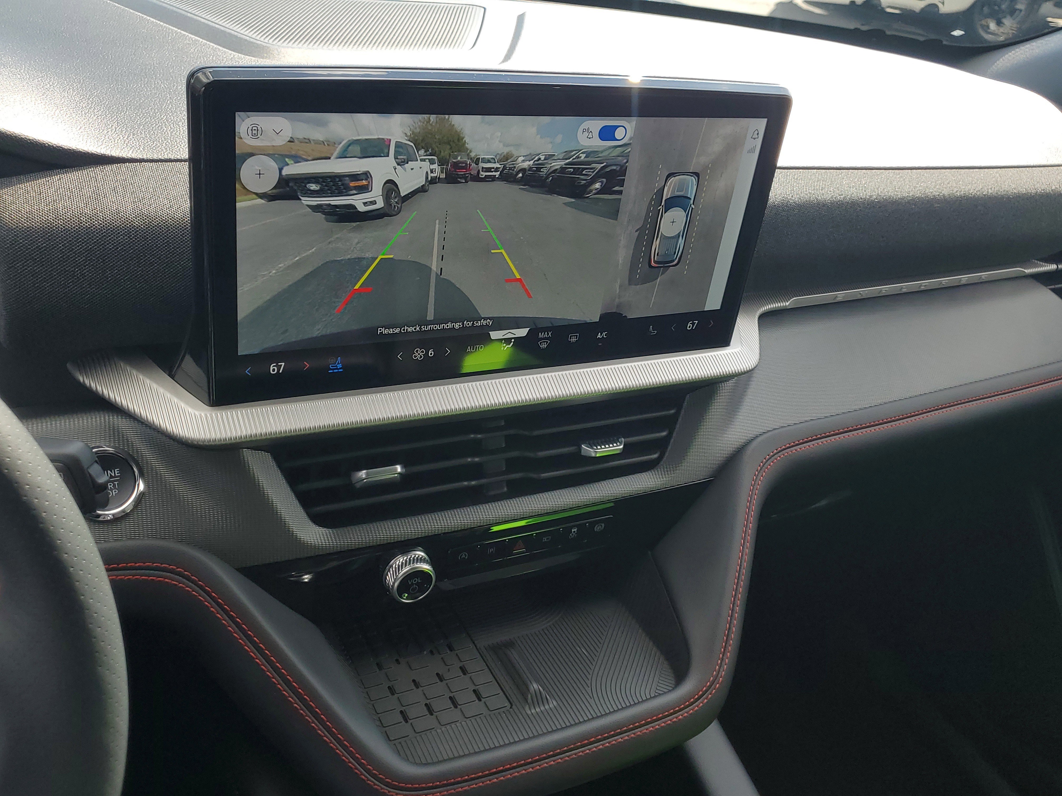 Certified 2025 Ford Explorer ST image 27