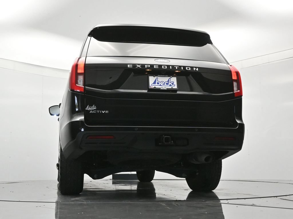 Certified 2025 Ford Expedition Active AWD/4WD image 42