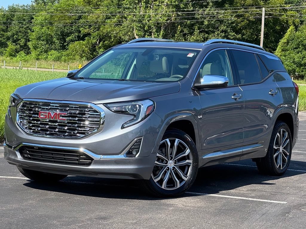 Used 2019 GMC Terrain Denali AWD/4WD image 2