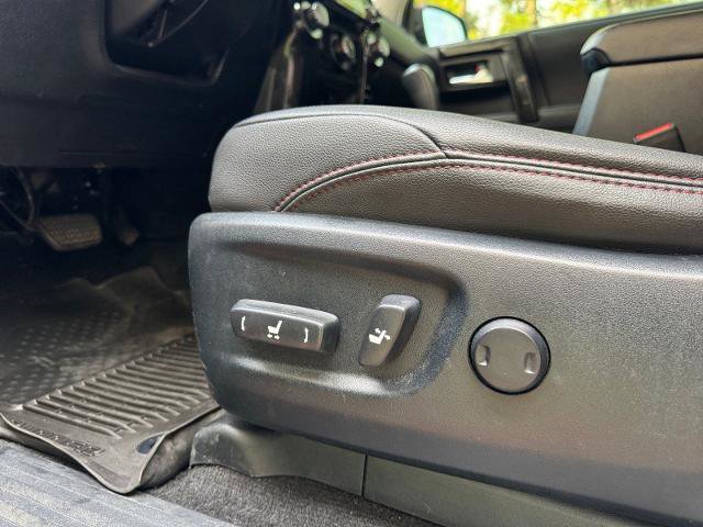 Used 2021 Toyota 4Runner Venture w/ Moonroof Package AWD/4WD image 19
