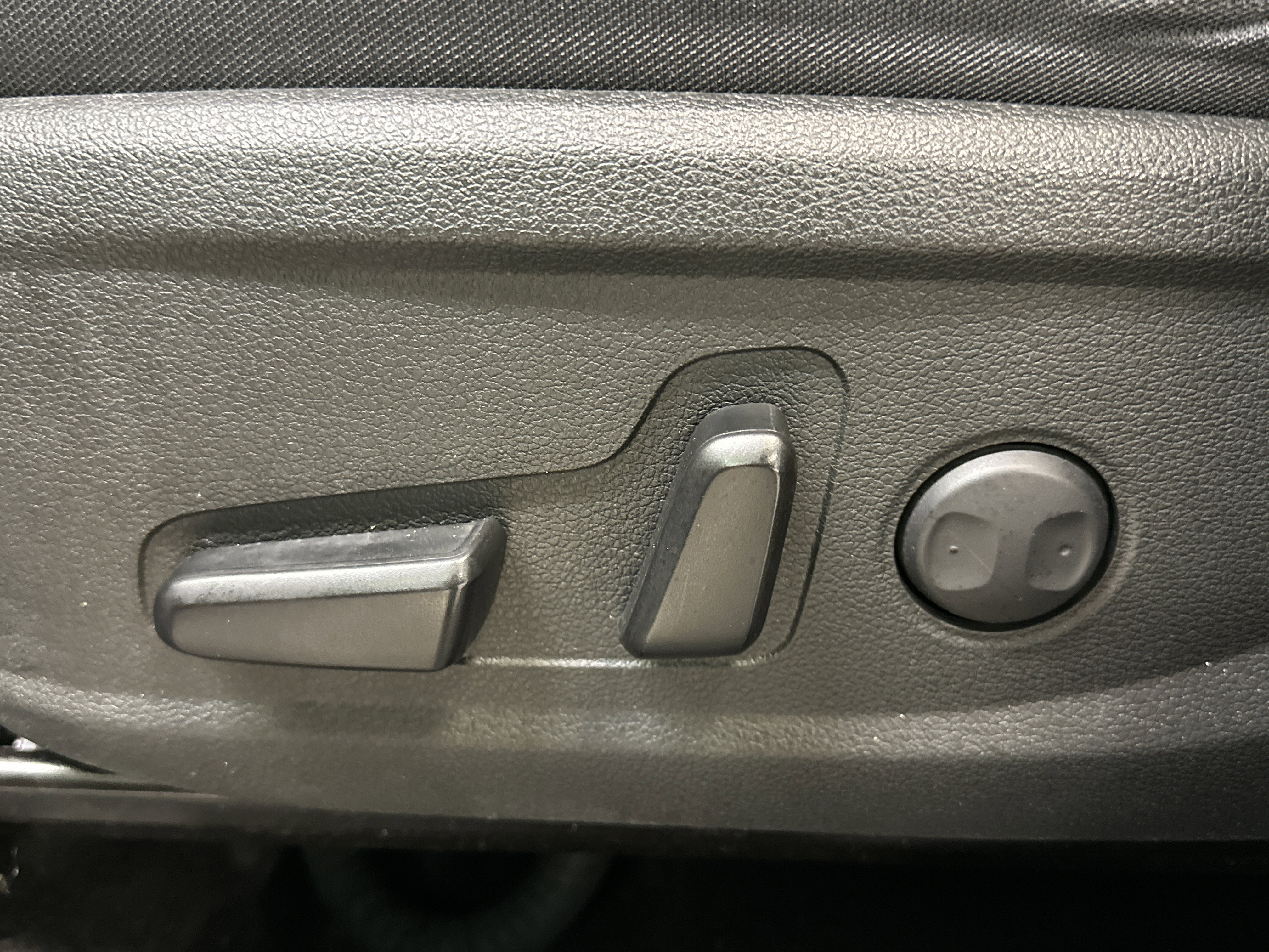 Used 2023 Hyundai Santa Fe SEL image 22