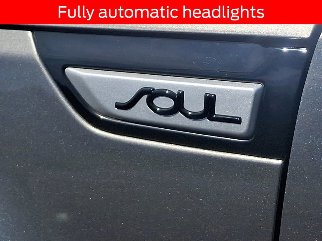Used 2018 Kia Soul ! image 29