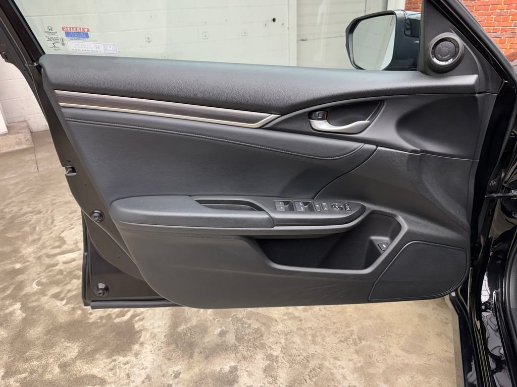 Used 2021 Honda Civic EX-L image 9