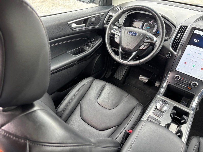 Certified 2022 Ford Edge Titanium AWD/4WD image 14
