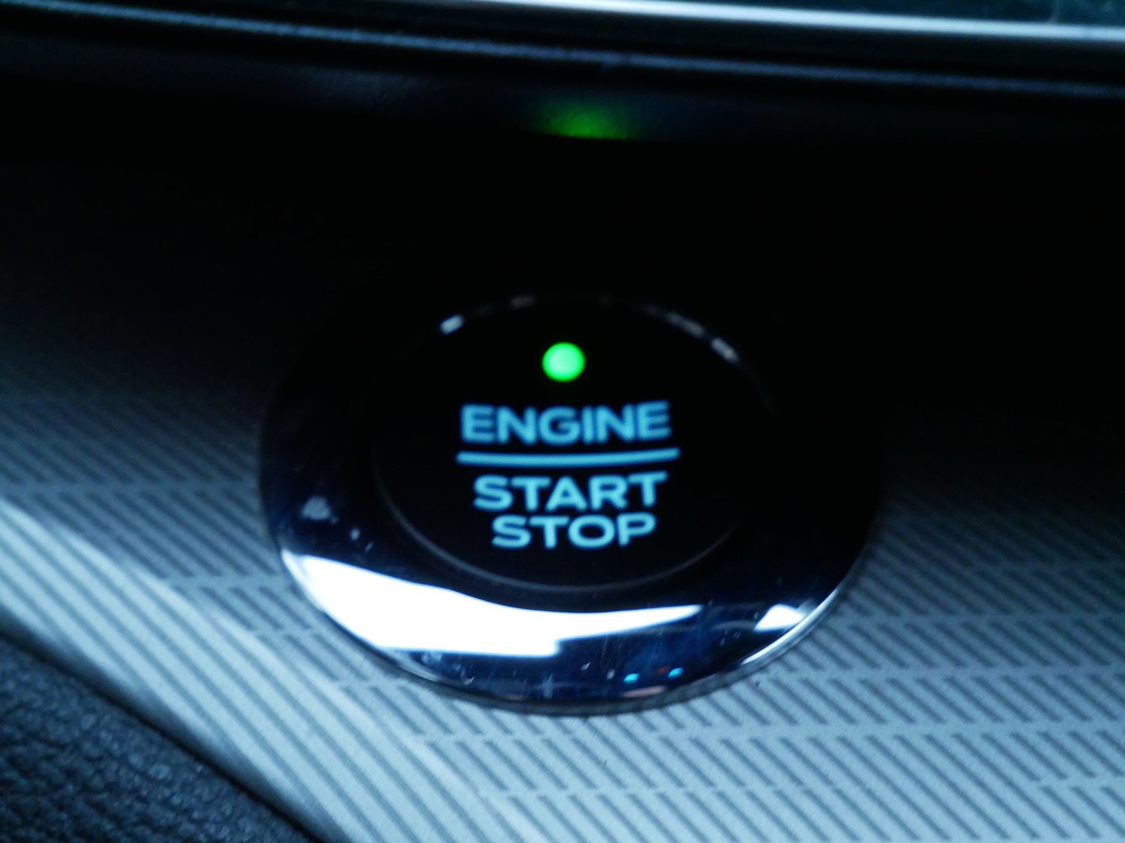 Certified 2020 Ford Explorer XLT w/ Equipment Group 202A image 23