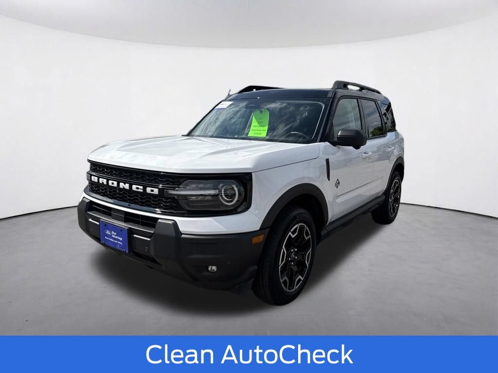 Certified 2025 Ford Bronco Sport Outer Banks w/ Outer Banks Tech Package+ AWD/4WD image 4
