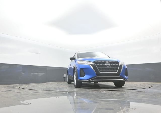 Used 2023 Nissan Kicks S FWD image 33