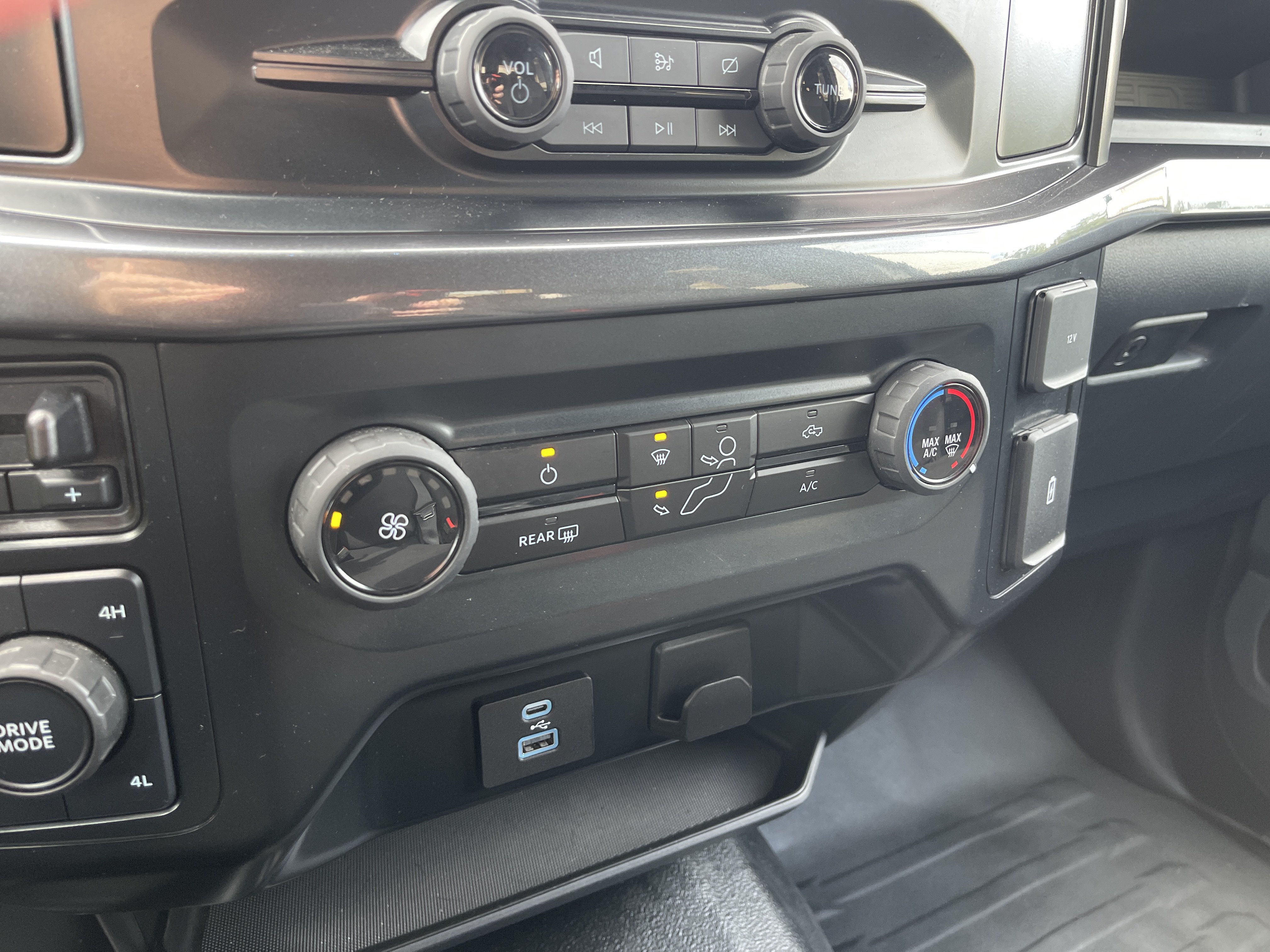 Certified 2023 Ford F150 XL w/ STX Appearance Package AWD/4WD image 20