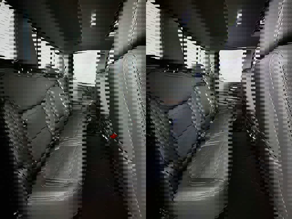 Used 2022 GMC Sierra 1500 Denali w/ Denali Premium Package image 33