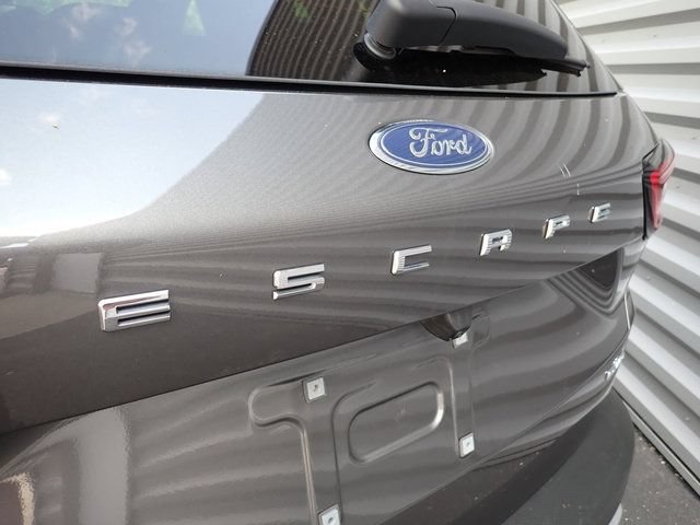 Certified 2023 Ford Escape Active AWD/4WD image 5