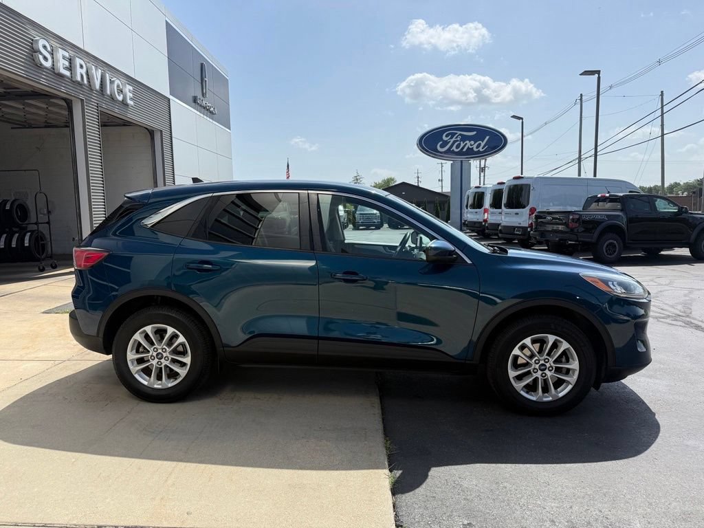 Certified 2020 Ford Escape SE AWD/4WD image 10