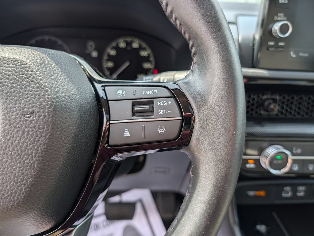 Used 2025 Honda CR-V EX-L image 9