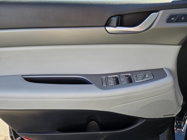 Used 2024 Hyundai Palisade SEL w/ Premium Package FWD image 16
