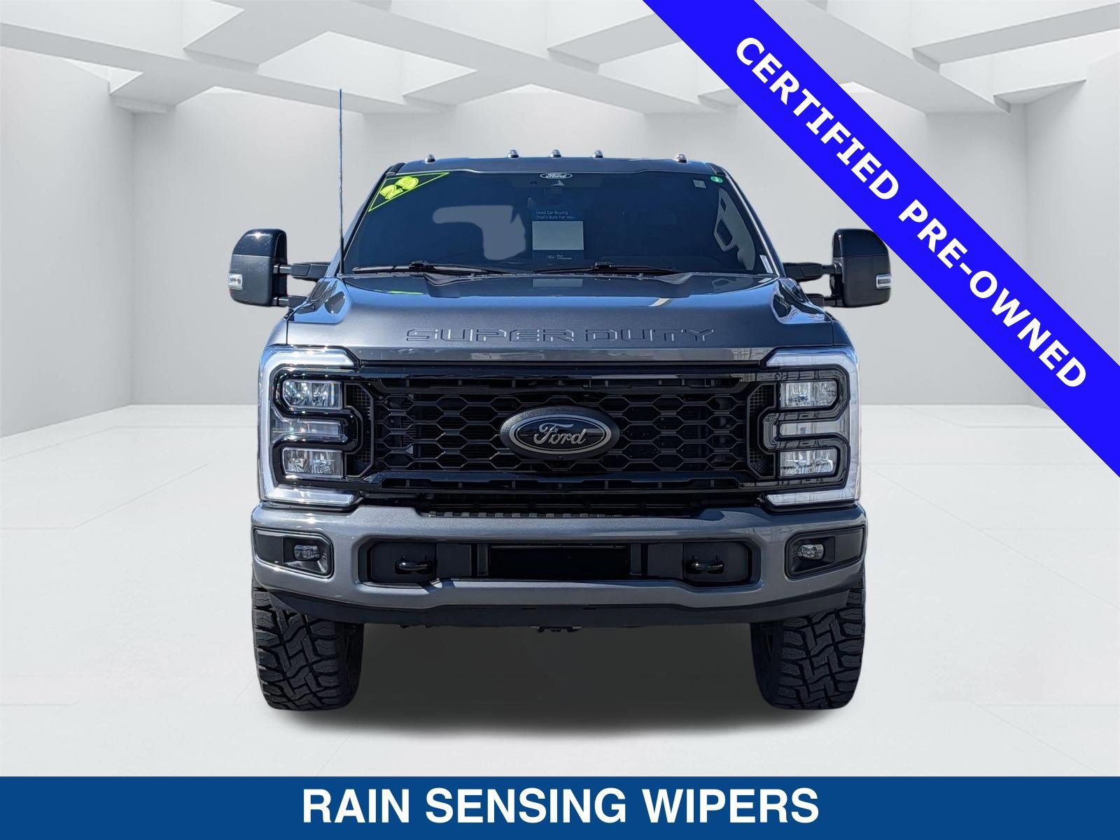 Certified 2025 Ford F250 Lariat w/ Black Appearance Package image 8