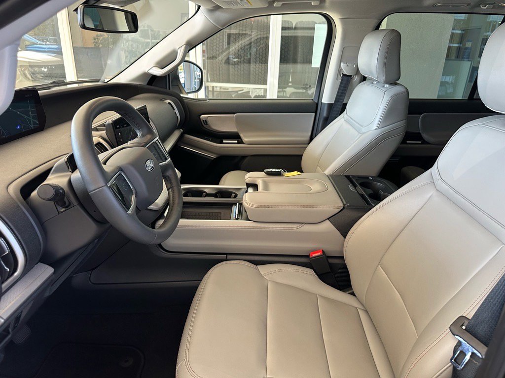 Certified 2025 Ford Expedition Max Active image 16