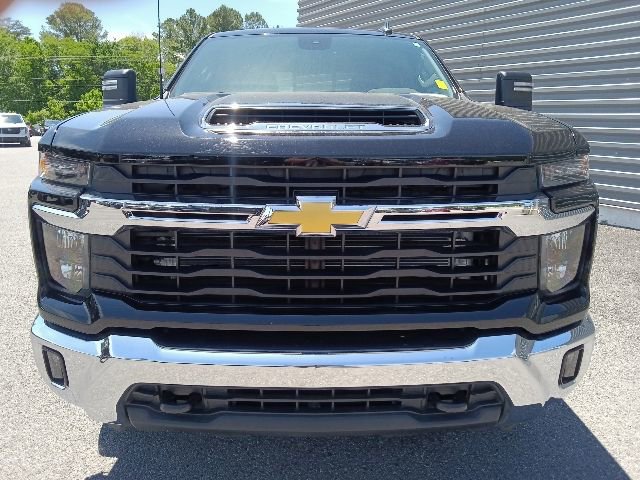 Used 2024 Chevrolet Silverado 2500 LT w/ Convenience Package AWD/4WD image 8
