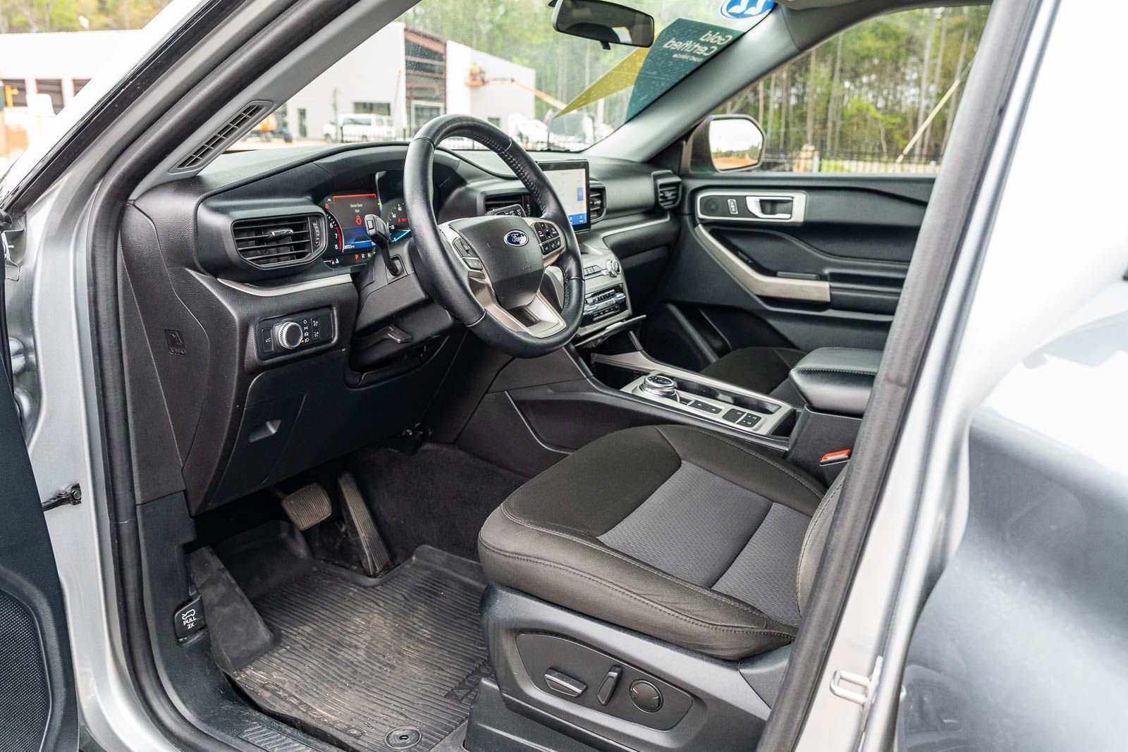 Certified 2022 Ford Explorer XLT image 22