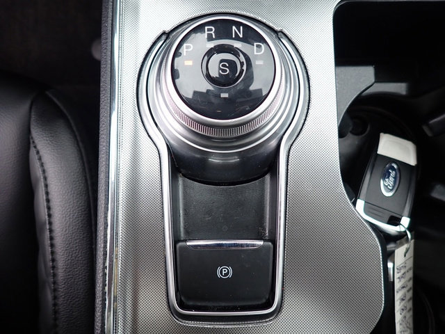 Certified 2024 Ford Edge Titanium image 20