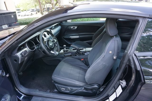 Certified 2019 Ford Mustang GT RWD image 22
