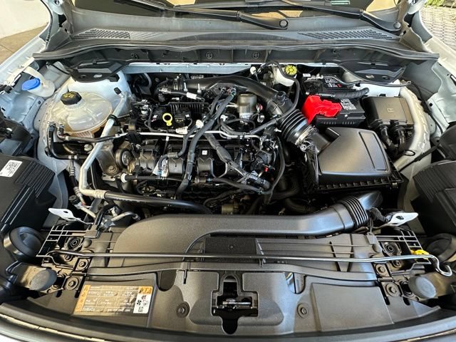 Certified 2022 Ford Escape SEL w/ SEL Stealth AWD Package image 28