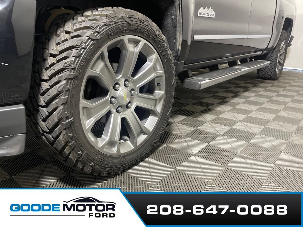 Used 2018 Chevrolet Silverado 1500 High Country AWD/4WD image 27