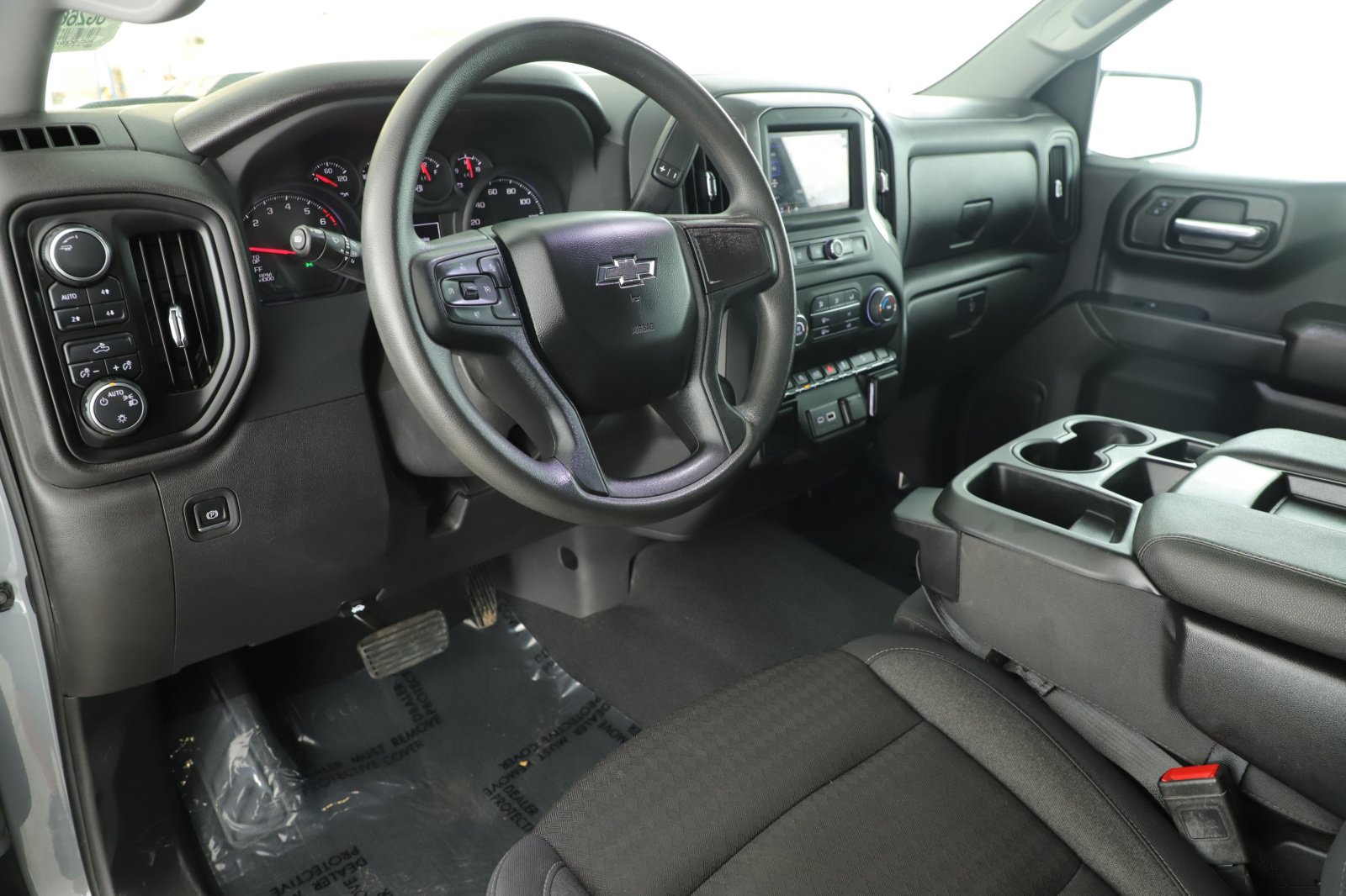Used 2024 Chevrolet Silverado 1500 Custom Trail Boss w/ LPO, Dark Essentials Package AWD/4WD image 12