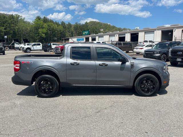 Certified 2025 Ford Maverick XLT w/ XLT Luxury Package AWD/4WD image 2