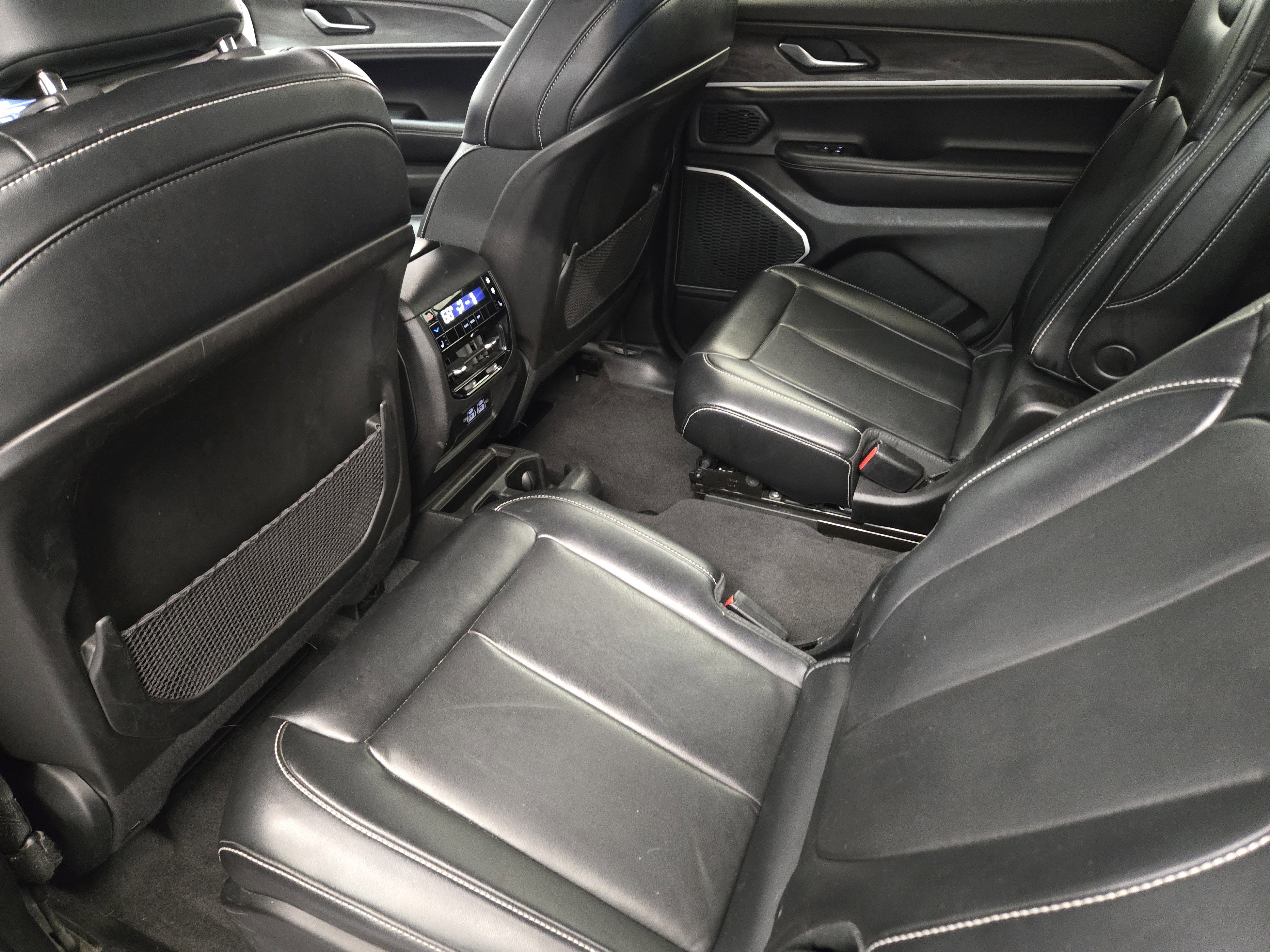 Used 2021 Jeep Grand Cherokee L Limited image 30