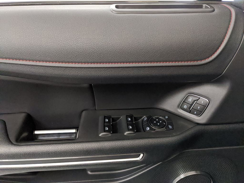 Certified 2024 Ford Expedition Limited image 23