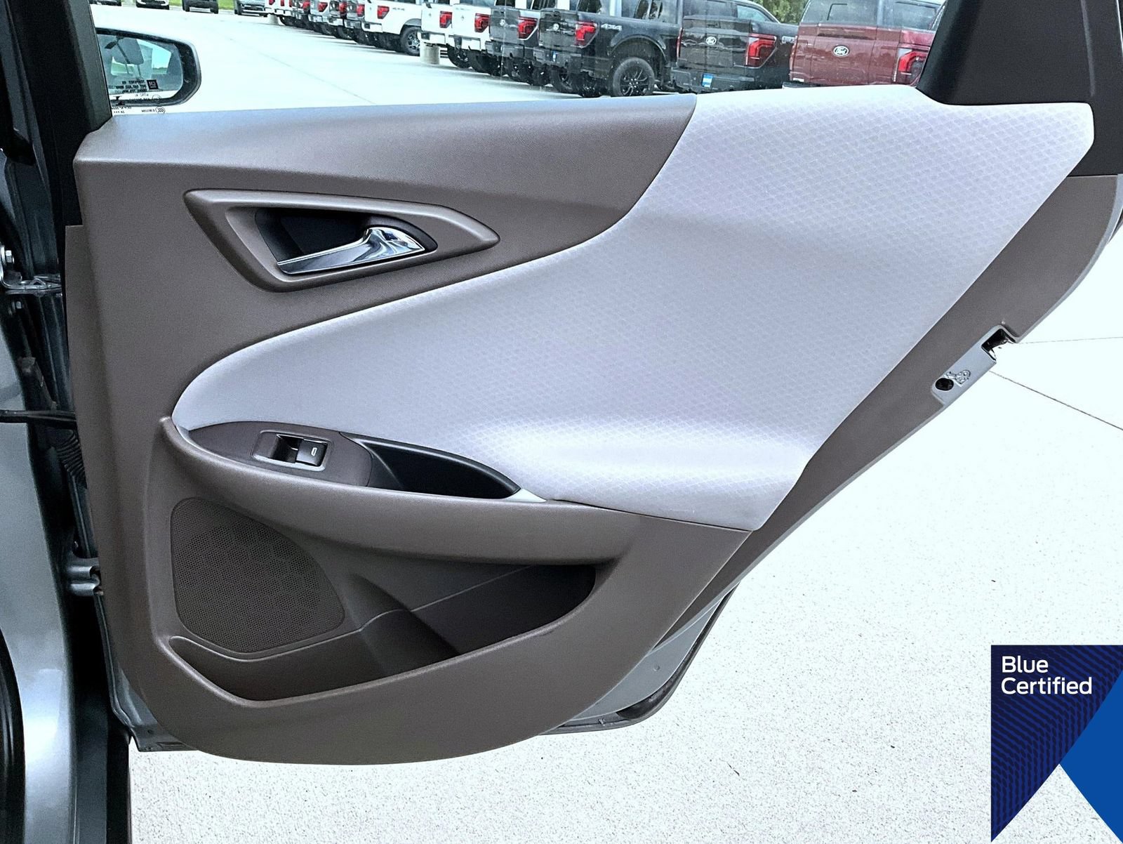 Used 2025 Chevrolet Malibu LT FWD image 18