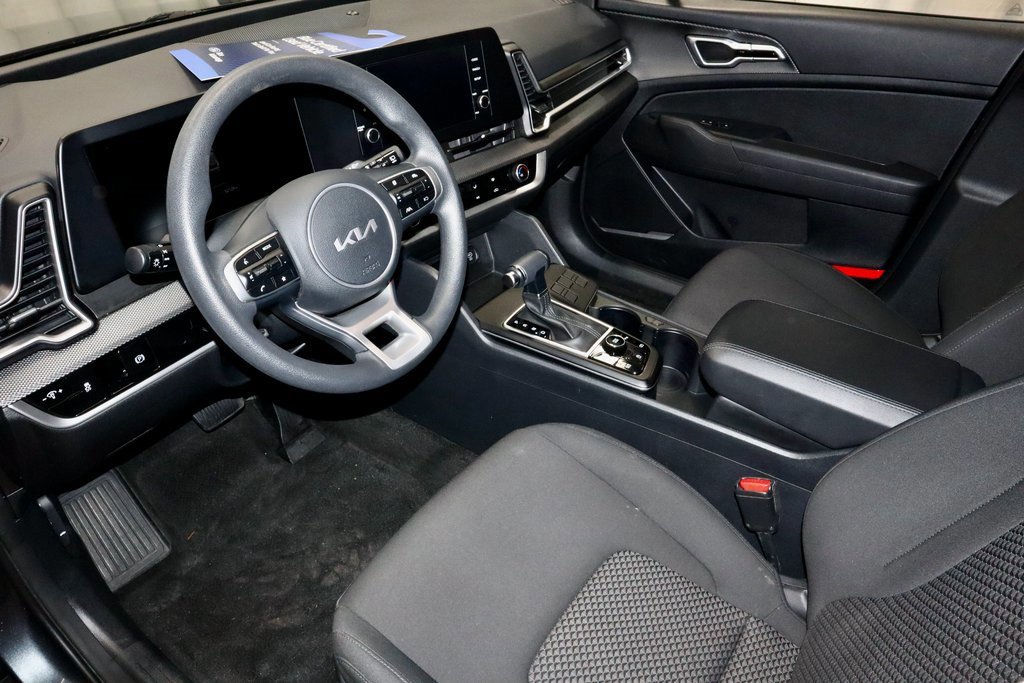 Used 2024 Kia Sportage LX image 24