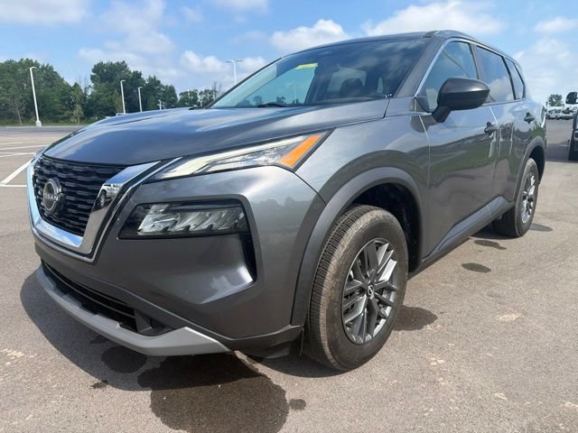 Used 2023 Nissan Rogue S FWD video 2