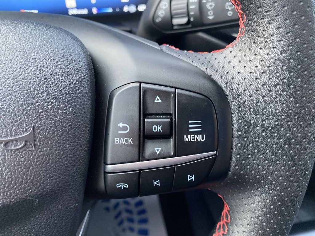 Certified 2025 Ford Escape ST-Line Elite w/ Premium Technology Package image 37