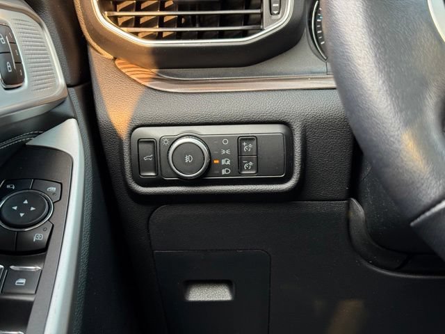 Certified 2024 Ford Explorer Limited w/ Limited Technology Package AWD/4WD image 35