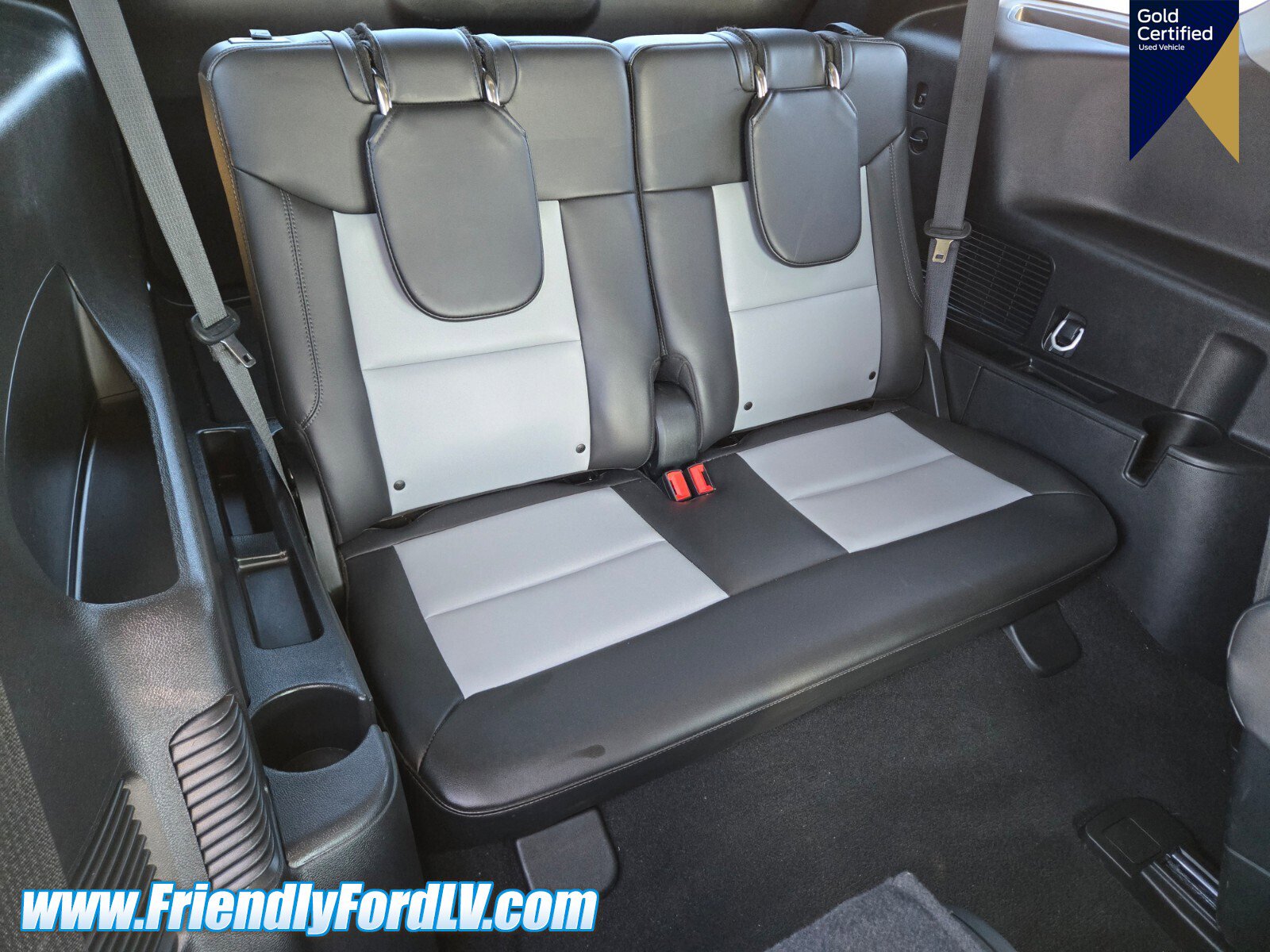Certified 2023 Ford Explorer XLT w/ Equipment Group 202A RWD image 13