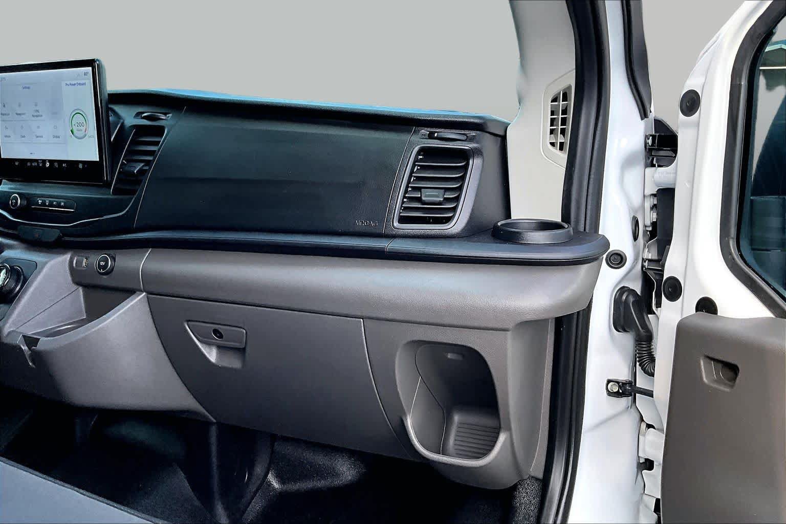 Certified 2022 Ford E-Transit Medium Roof RWD image 18