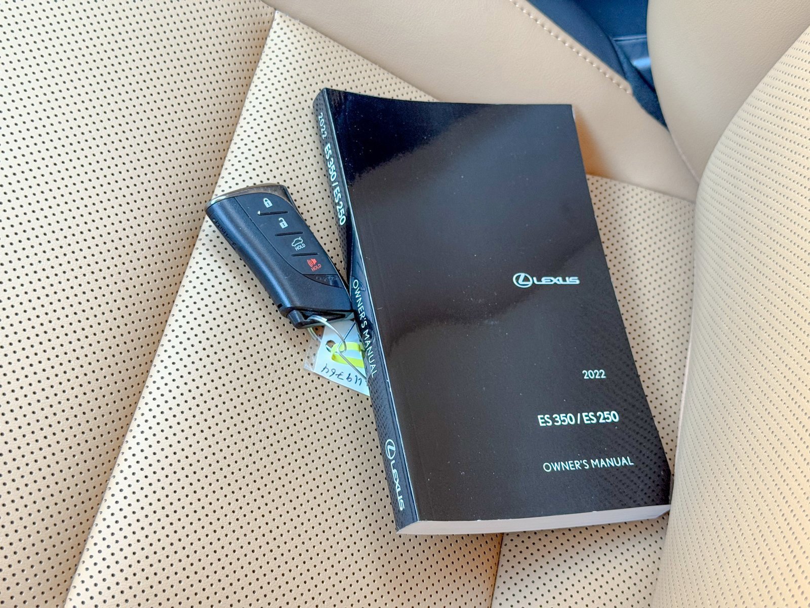 Used 2022 Lexus ES 350 image 35