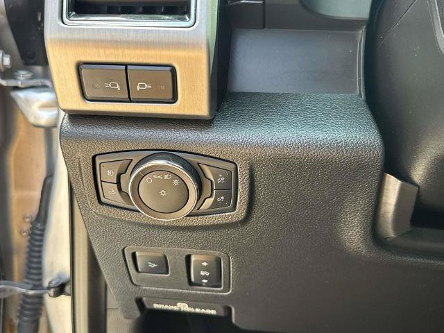 Certified 2019 Ford F350 Platinum w/ Platinum Ultimate Package AWD/4WD image 21