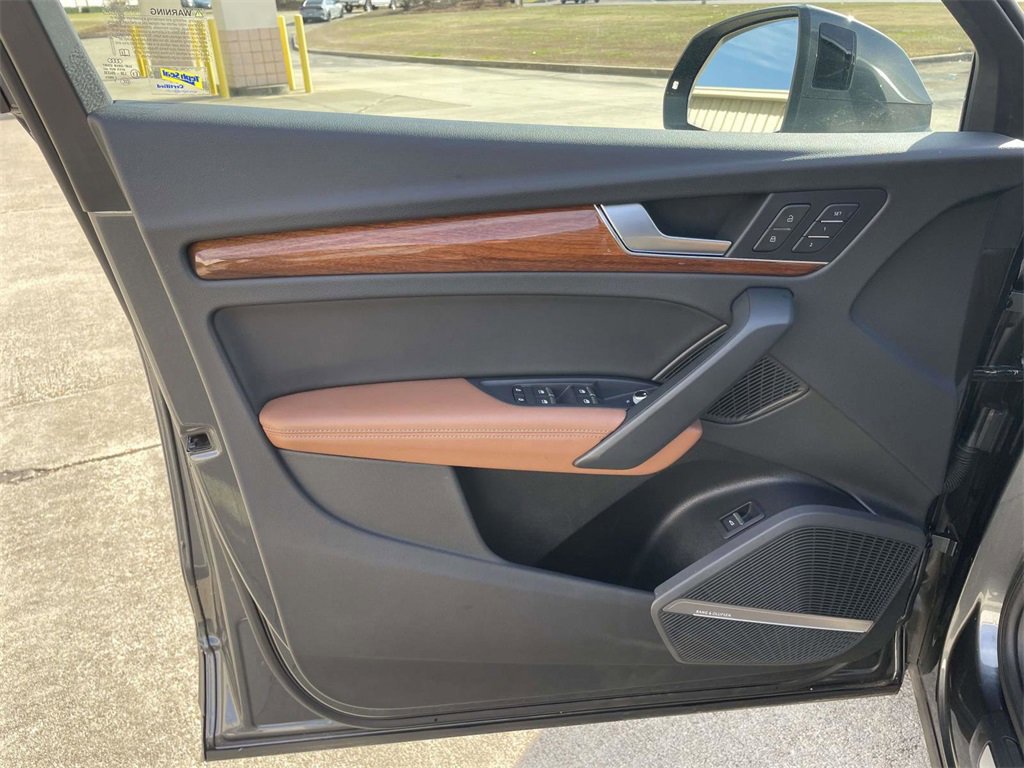 Used 2023 Audi Q5 2.0T Premium Plus w/ Premium Plus Package image 15