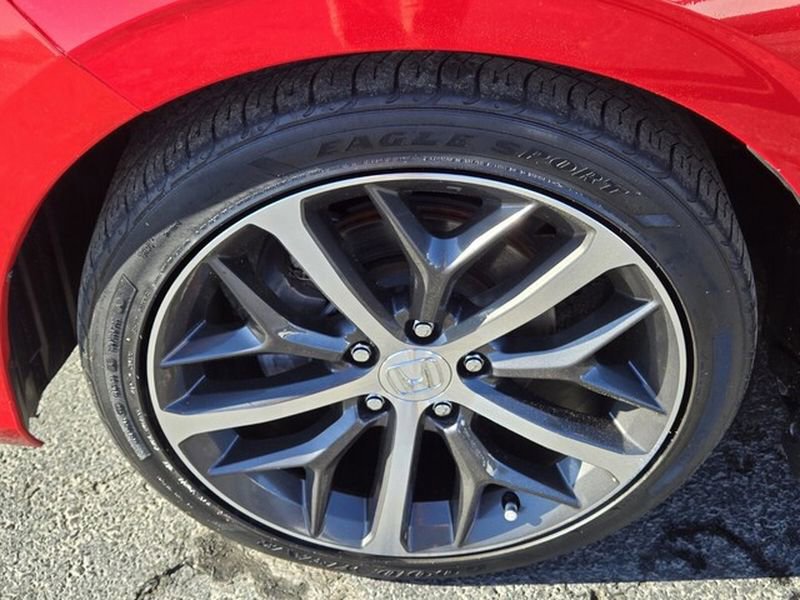 Used 2022 Honda Civic Touring image 9