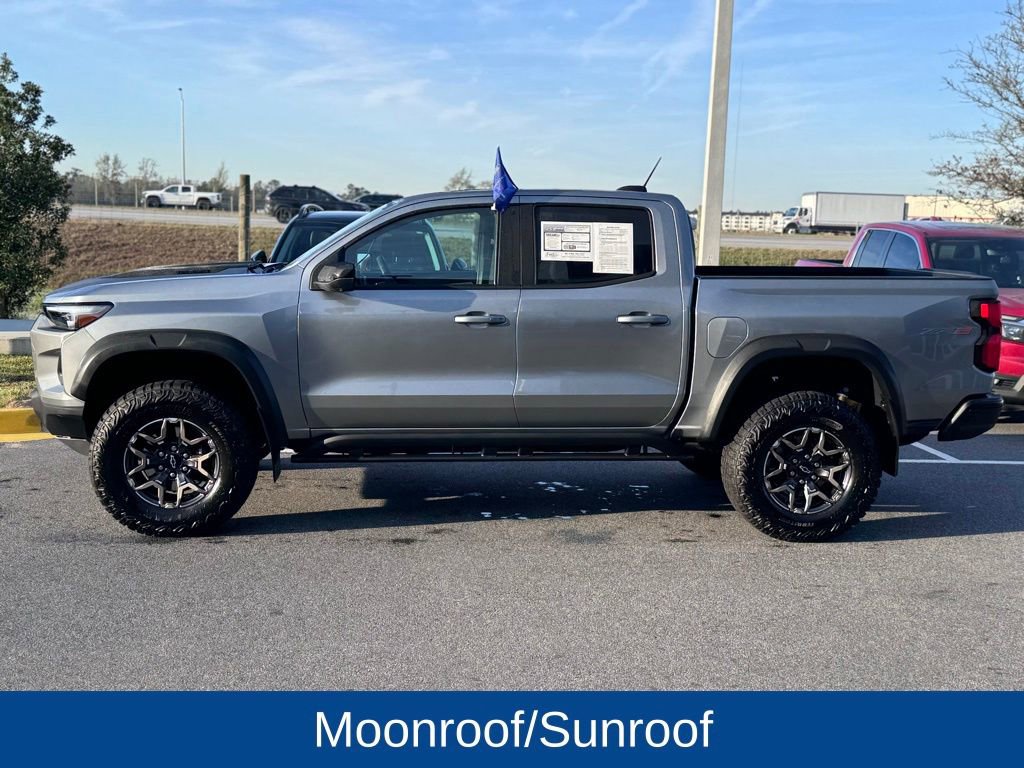 Used 2025 Chevrolet Colorado ZR2 w/ Technology Package image 3