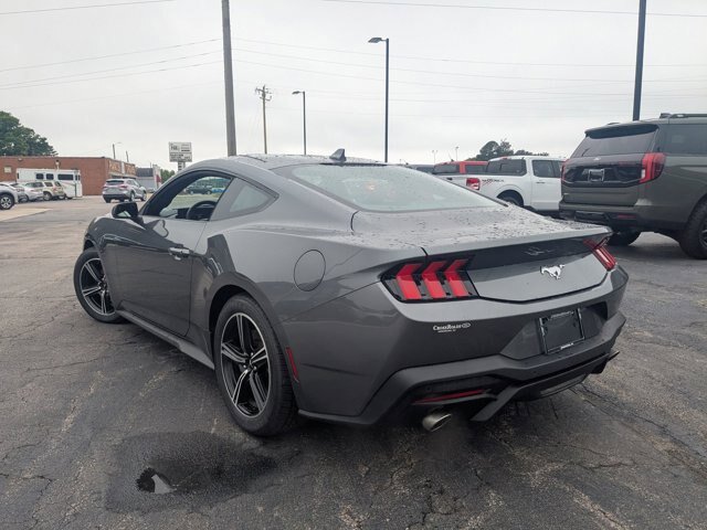 Certified 2024 Ford Mustang Coupe RWD image 8