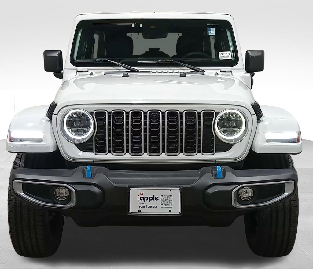 Used 2024 Jeep Wrangler Unlimited Sahara w/ Technology Group AWD/4WD image 10