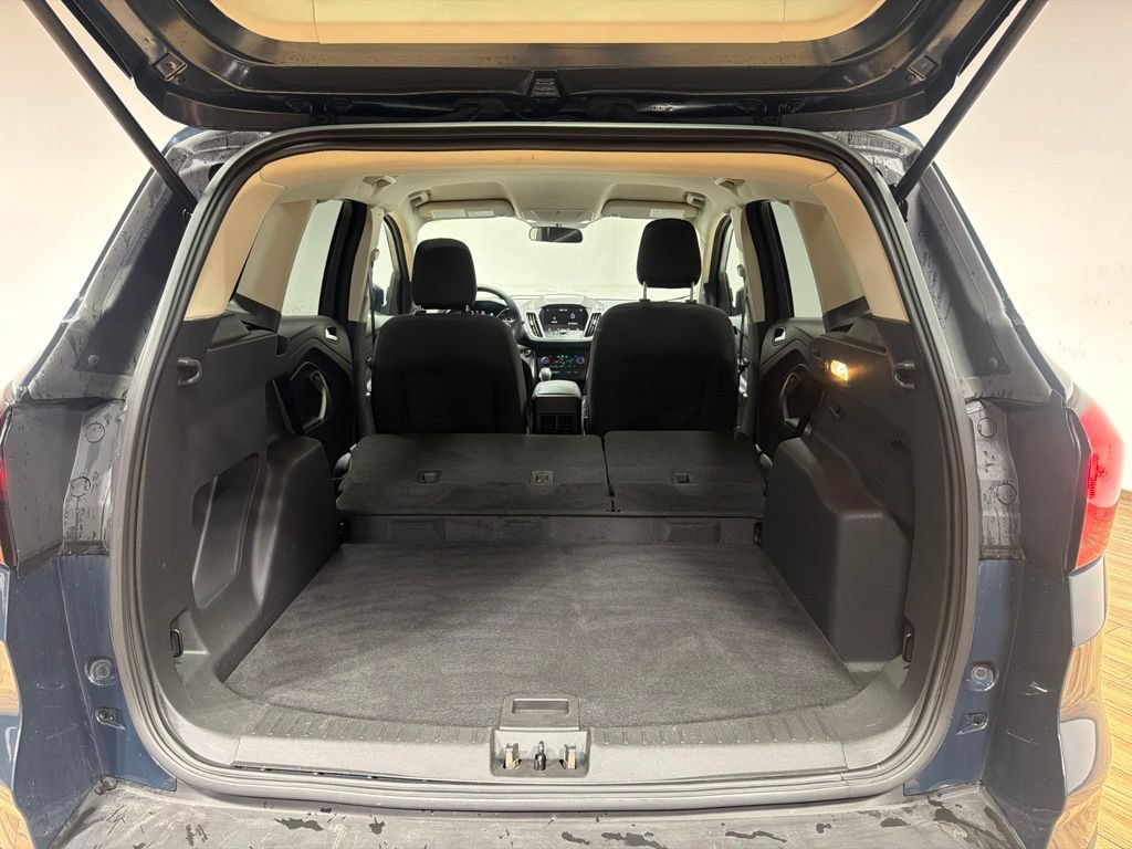 Certified 2019 Ford Escape SE AWD/4WD image 30